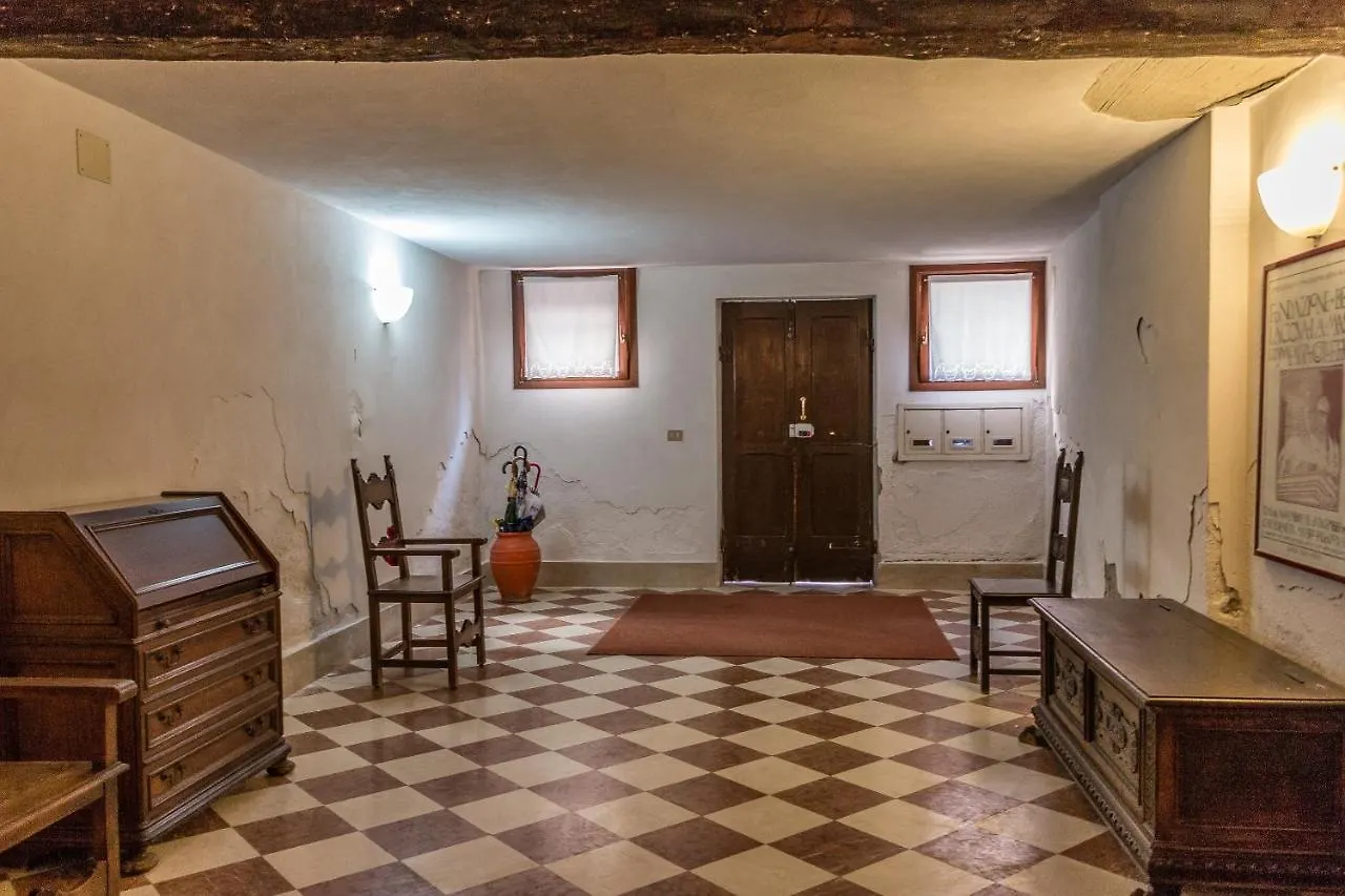 Apartment Ferienwohnung Doge'S Mirror & Stair @Frari Venedig